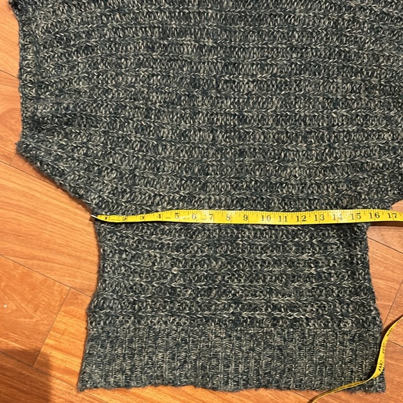 Akualani Wool Mohair Cowl Neck Cap Sleeve Tunic - Picture 6 of 6